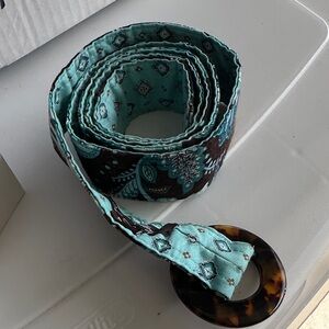 Vera Bradley Reversible Teal and Brown Patterned Belt w/tortoise shell ring.
